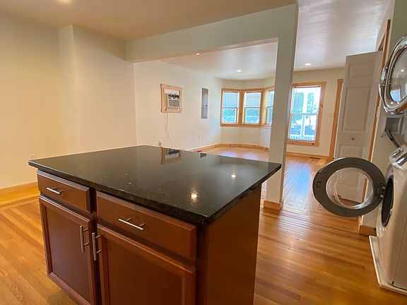 5th image of 1014 Vine St #1014