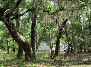 Martin Luther King Rd, Pawleys island, SC 29585