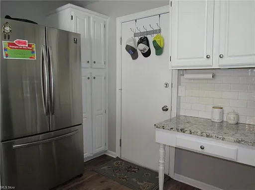 306 W Barrington Dr — Photo 8