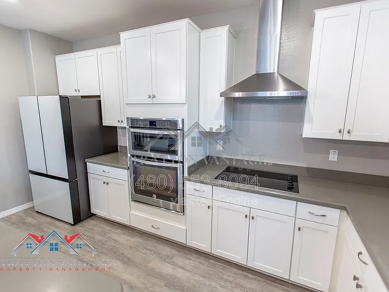 11689 N 166th Dr — Photo 27
