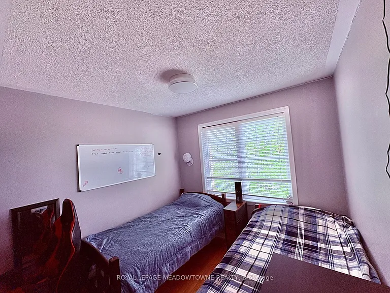 774 Shortreed Cres — Photo 20