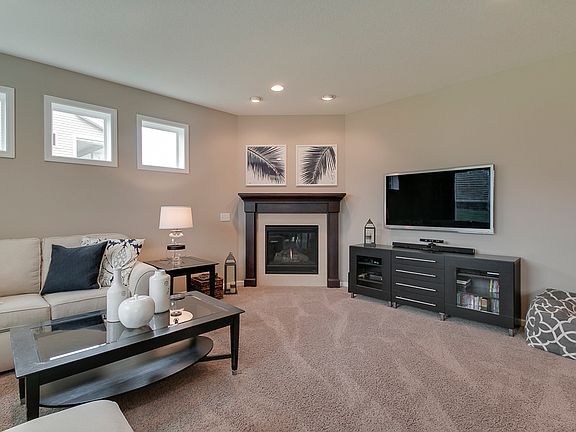 4th image of 10848 Knollwood Ct