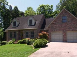 118 Maltese Ln, Oak Ridge, TN 37830