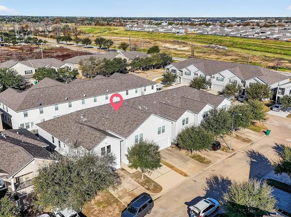 6119 Shadow Isle Ln, Houston, TX 77084