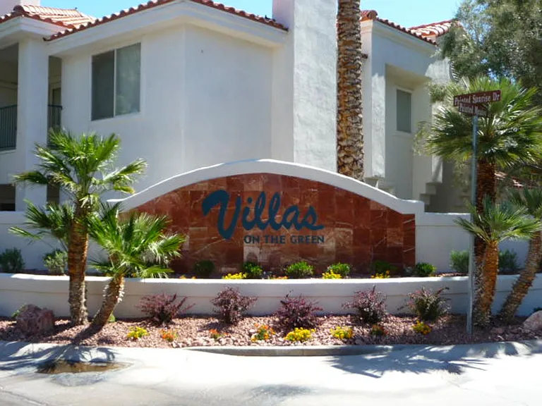 7605 Rolling View Dr #101 — Photo 32