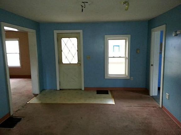 3rd image of 230 Yeager St