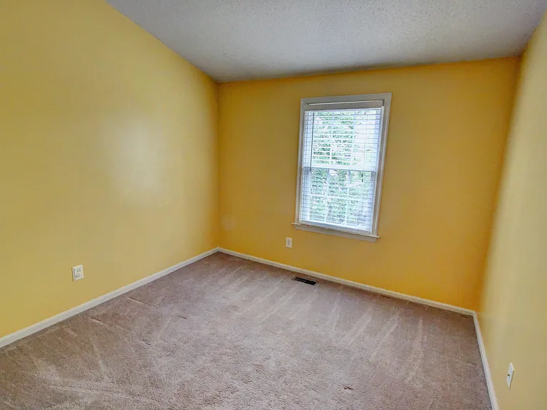 4 Fendall Ave — Photo 18