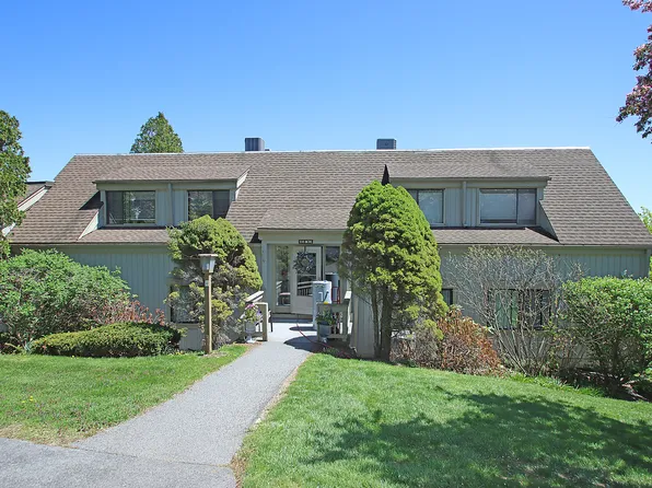 225 Heritage Village #E, Southbury, CT 06488