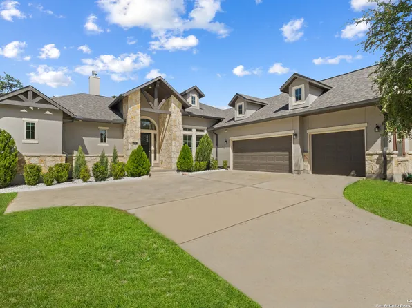 430 James Way, Castroville, TX 78009