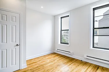 Rented by Century 21 Metropolitan