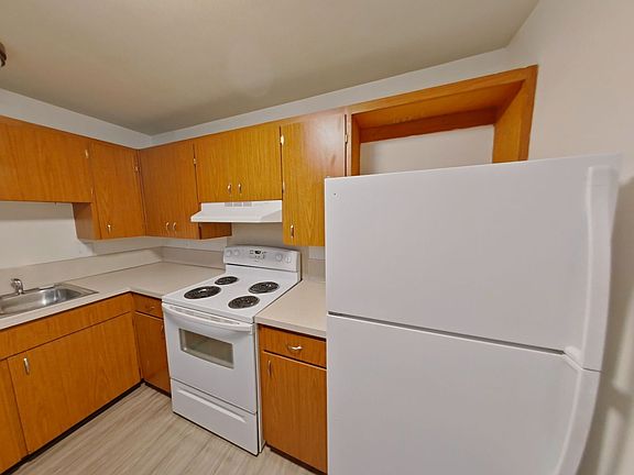 5th image of 2515 Frontier Dr APT 6