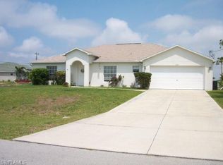 1157 SW 44th Ter, Cape Coral, FL 33914