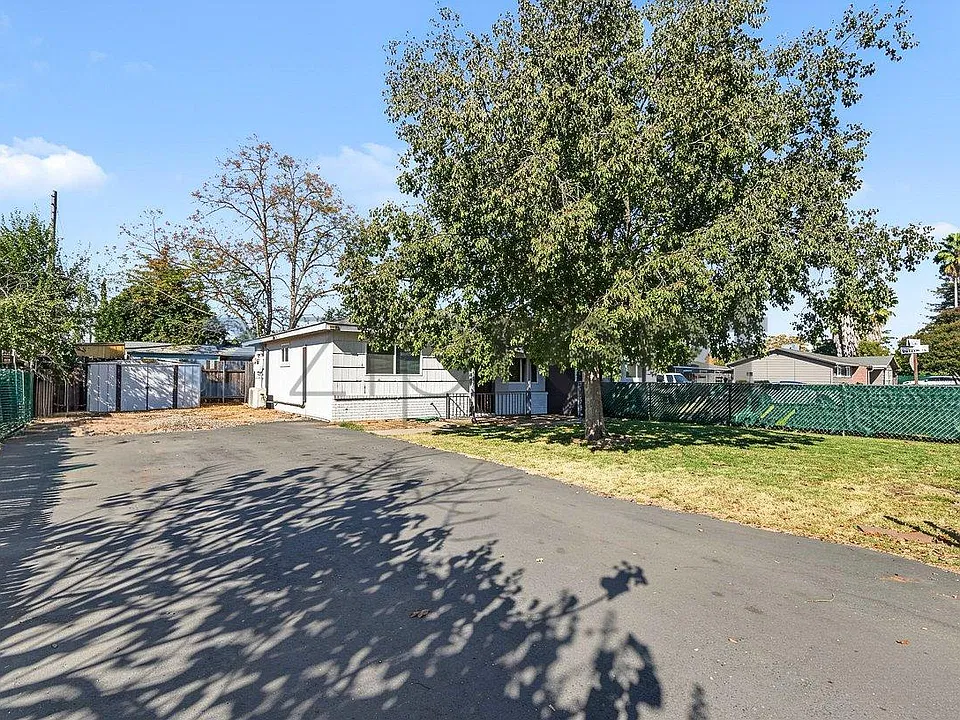 6431 Rio Linda Blvd #A