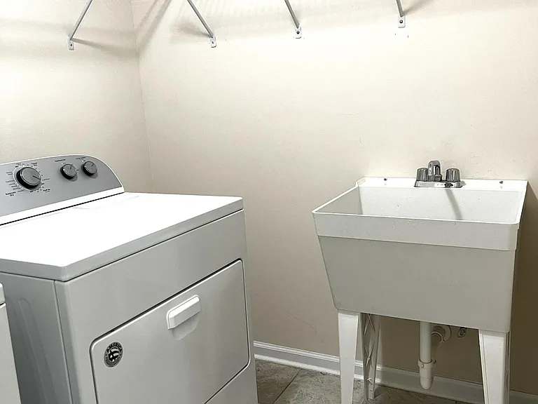 Second floor - Washer/Dryer room view 2