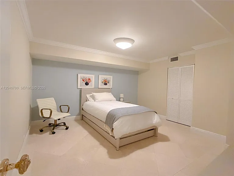 1111 Crandon Blvd #C1104 — Photo 18