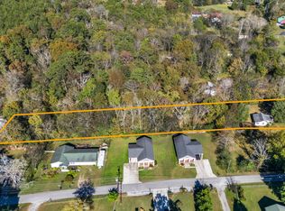 6807 Levi Rd, Hixson, TN 37343