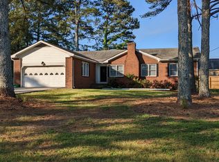 2927 Brooks Dr, Snellville, GA