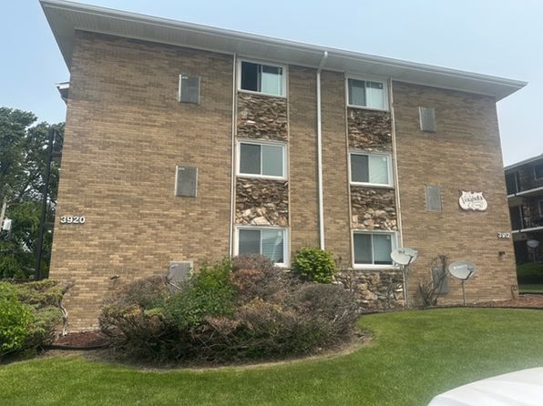 3920 W 115th Pl APT 2B