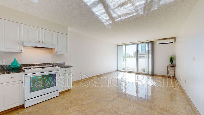 1st image of 801 South St APT 324