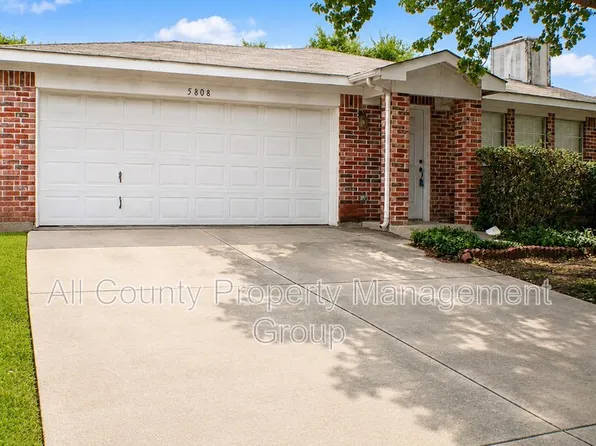 5808 Matt St, Fort Worth, TX 76179