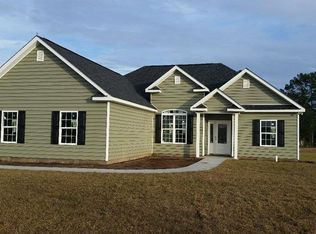 172 Vineyard Lake Cir, Conway, SC 29527