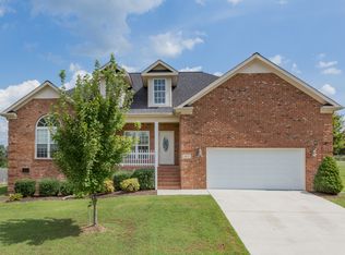 103 Cedar Run Ln, Huntsville, AL 35811