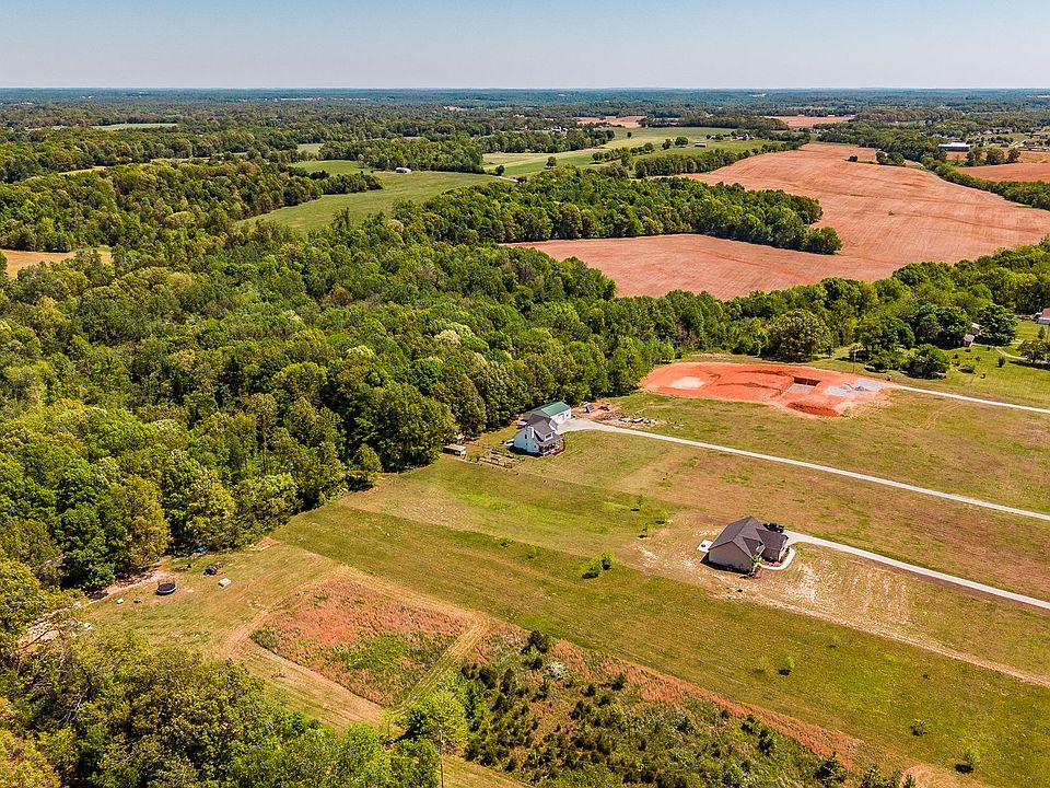 16th image of 237 Lear Rd