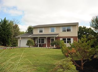 13539 Cherry Tree Cir, Hagerstown, MD 21742