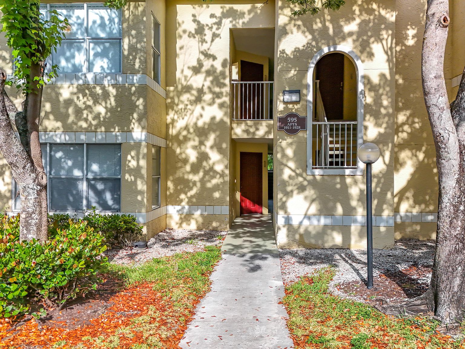 595 Vista Isles Drive #1926