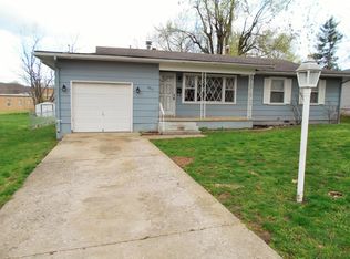 1017 Melody Ln, Neosho, MO 64850