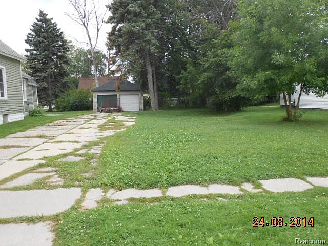 2nd image of 721 15th St