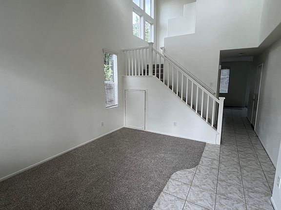 5th image of 480 N Wheatgrass Dr