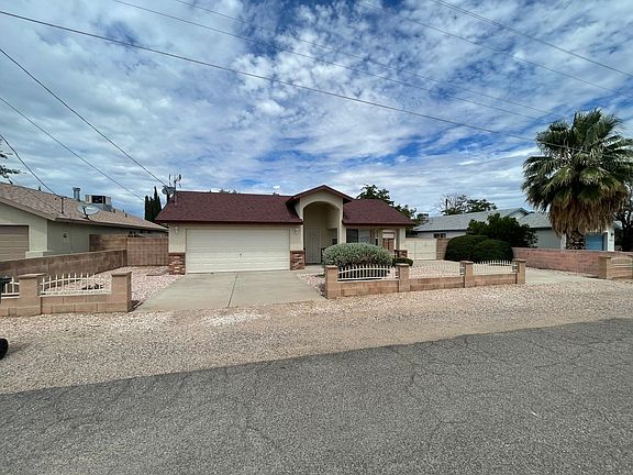 3rd image of 1959 Davis Ave