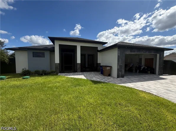 4705 Flora Ave S, Lehigh Acres, FL 33976