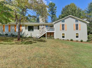 708 Pine Lake Dr, Cumming, GA 30040