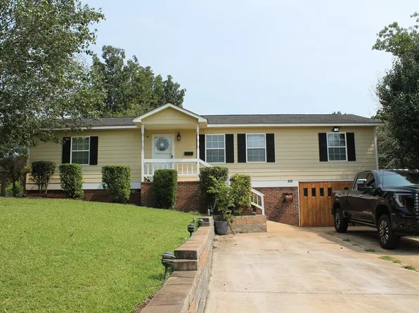 416 Pineview Dr, Americus, GA 31709