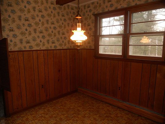 4th image of 3232 Sharon Tpke