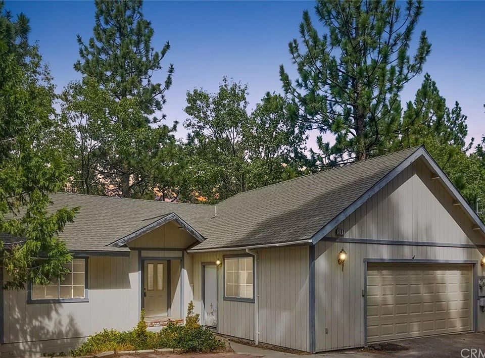 2nd image of 560 Arbula Dr