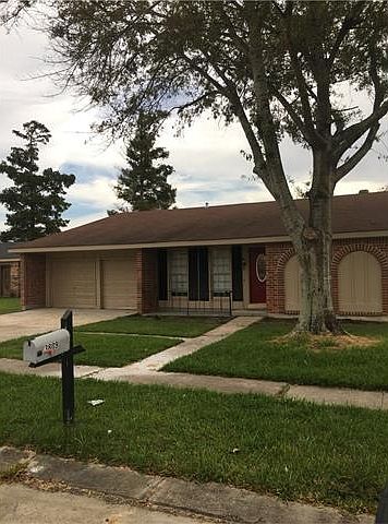 1st image of 3809 Redbud Ln
