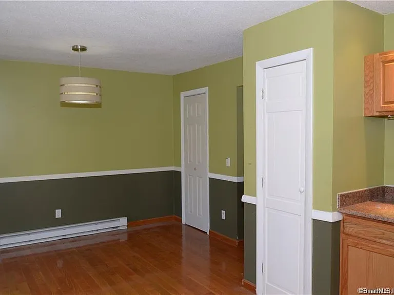 223 Flanders Rd #8 — Photo 7