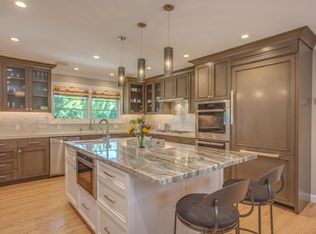 2080 Fallen Leaf Ln, Los Altos, CA 94024