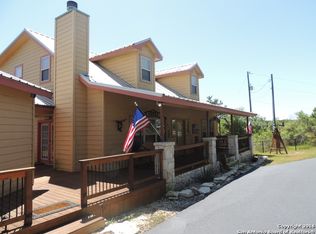1037 Stoney Ridge Dr, Canyon Lake, TX 78133