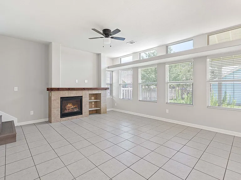 216 Greene — Photo 3