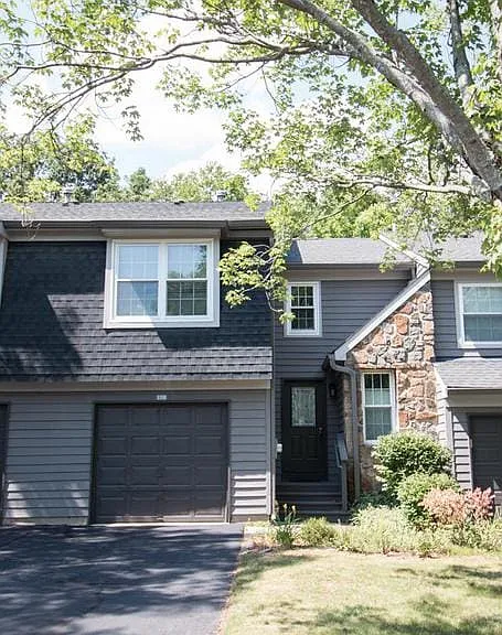 15 B Andover Cir #B — Photo 1