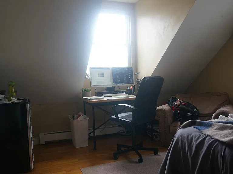 19 Highgate St #19 — Photo 8