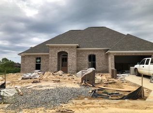 207 Cole Ridge Ct, Canton, MS 39046