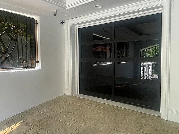 5th image of 1455 Robmar Dr