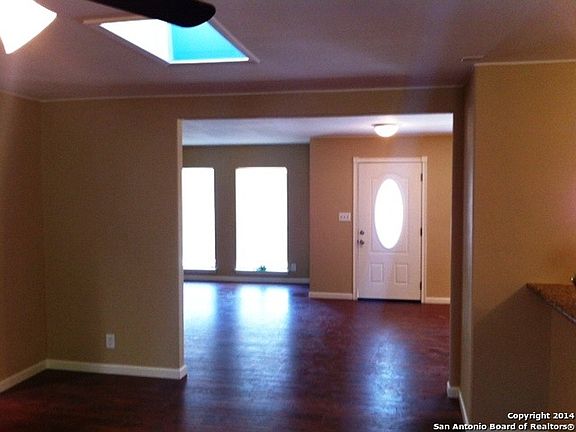 2nd image of 217 WHISPERING OAKS ST