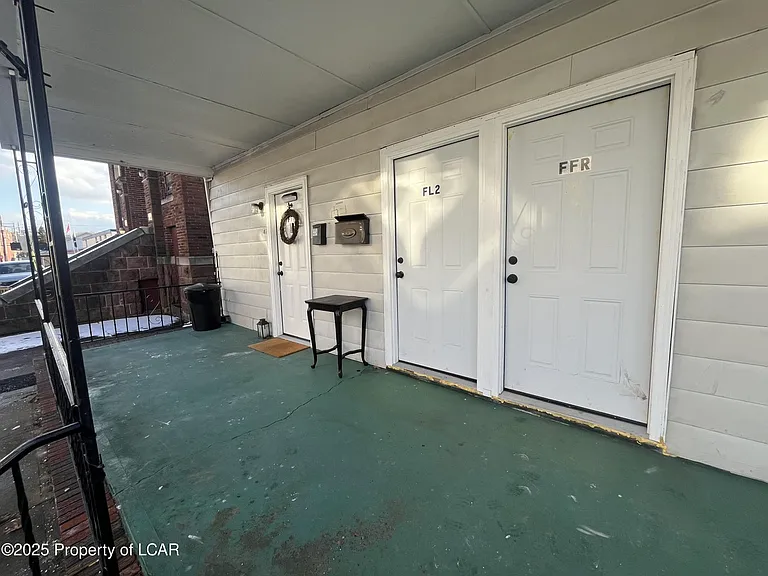 49 W Center Ave — Photo 14