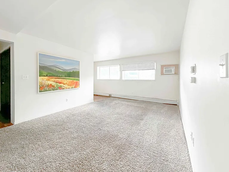 Village Shores Apartments — Photo 24